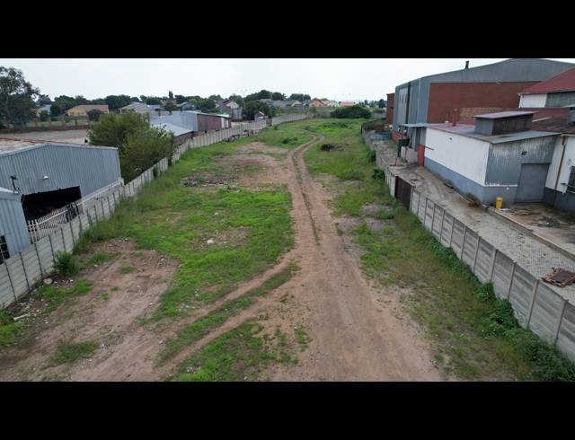5,200M² FACTORY TO LET IN ALBERTON NORTH